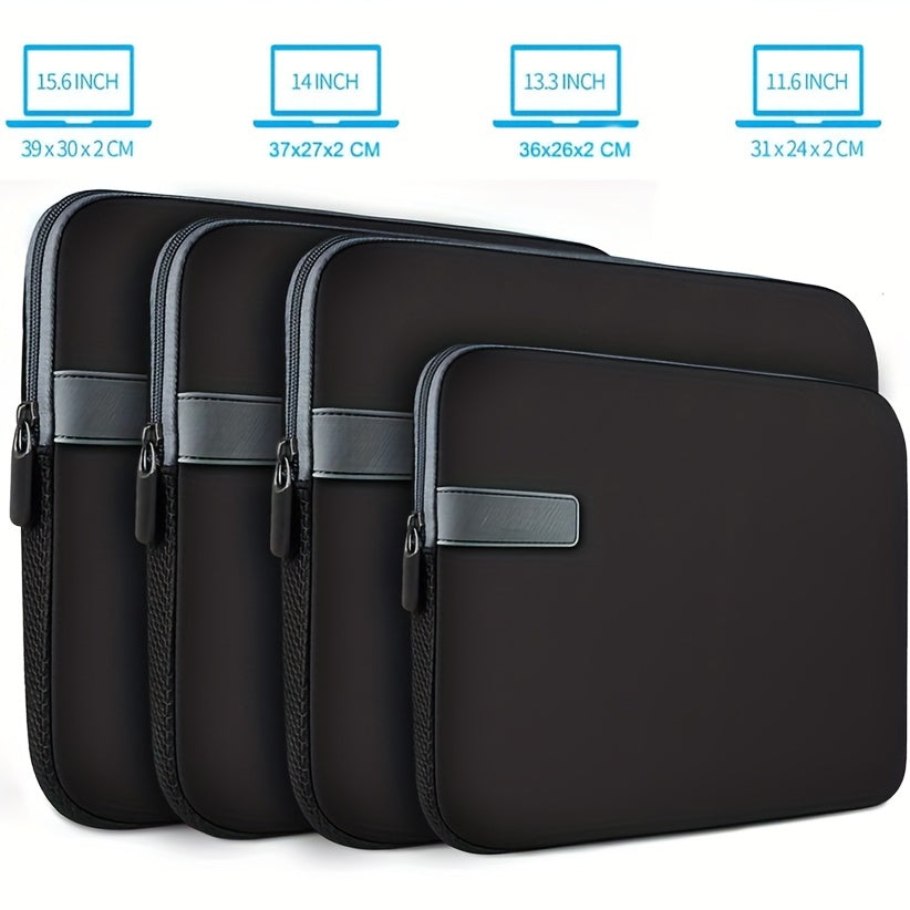 Housse noire en néoprène pour ordinateur 15,6", conforme TSA, protection antidérapante, accès facile au port d’alimentation, durable et élégante pour travail ou voyage.