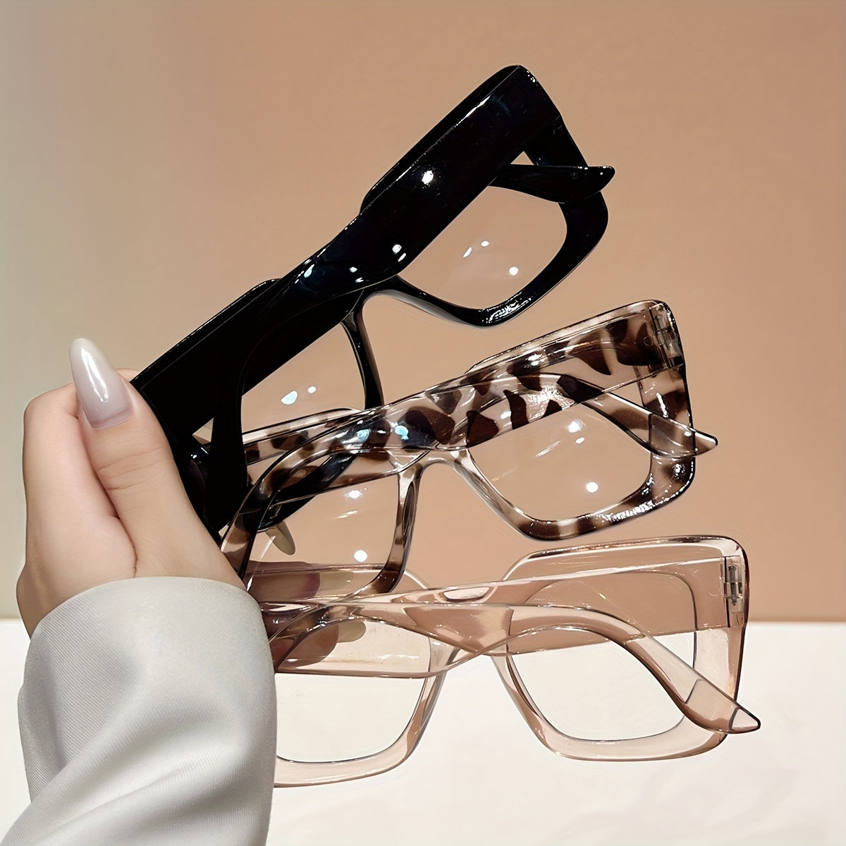 Lot de 3 lunettes vintage œil de chat, monture ronde rétro en PC, élégantes et adaptées pour bureau et style quotidien.