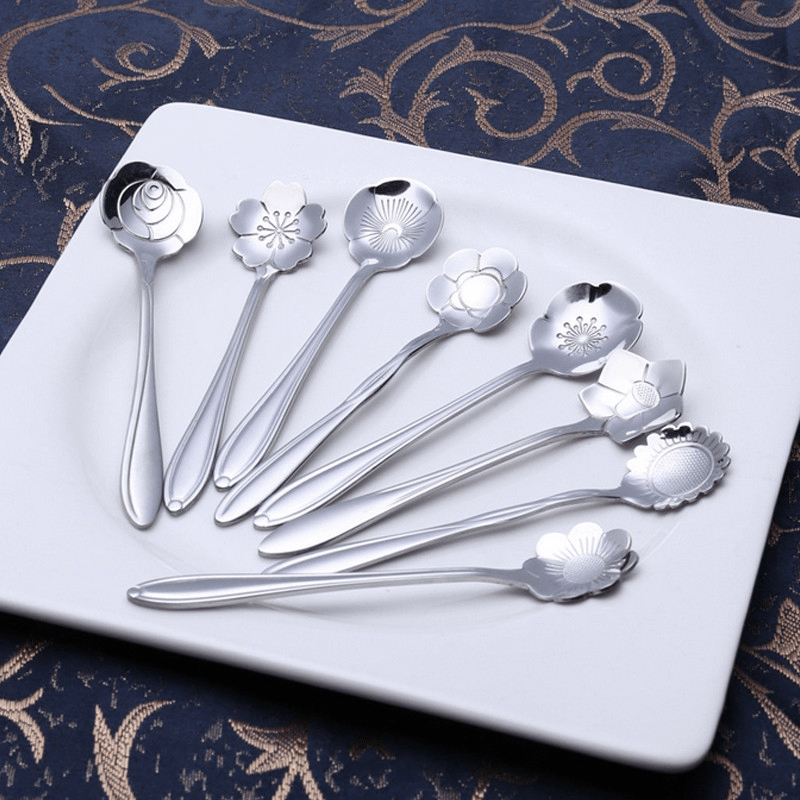 8pcs Flower Spoon Set, Small Teaspoon Coffee Spoon, Cute Ice Cream Dessert Spoon Silvery Golden Stainless Steel Spoon for Coffee Tea.