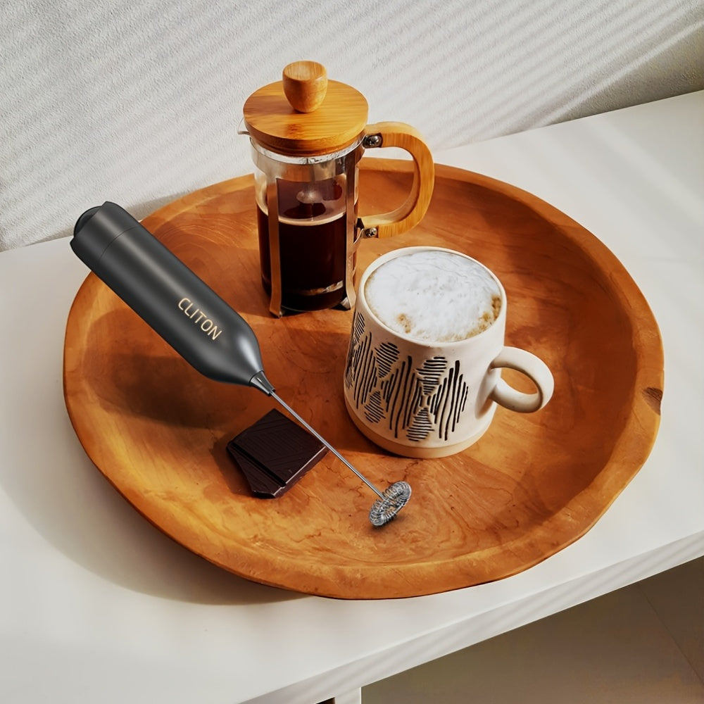 Mousseur à Lait Électrique Sans Fil : Fouet inox 304, fonctionnement silencieux, portable et compact, idéal café maison ou camping.