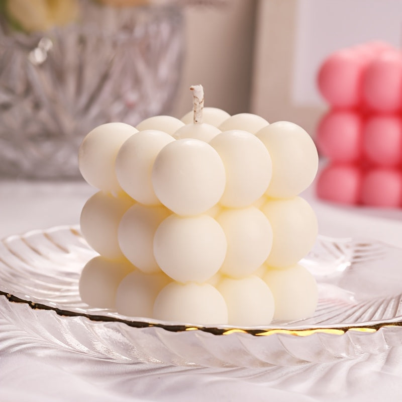 Bougie en forme de cube Décorative pour Noël, Saint-Valentin, diplômes ou anniversaires, parfaite comme cadeau pour amis, enseignants ou décoration maison.