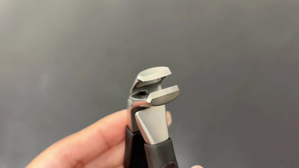 [Heavy-Duty | Stainless Steel] 5pcs Heavy-Duty Stainless Steel Nail Care Kit | Ingrown &amp; Thick Toenails Clippers Set with Nail File, Cuticle Nippers - Classic Black Handles for Men, Women, Seniors, Halloween Gift, DUANGDUANGB