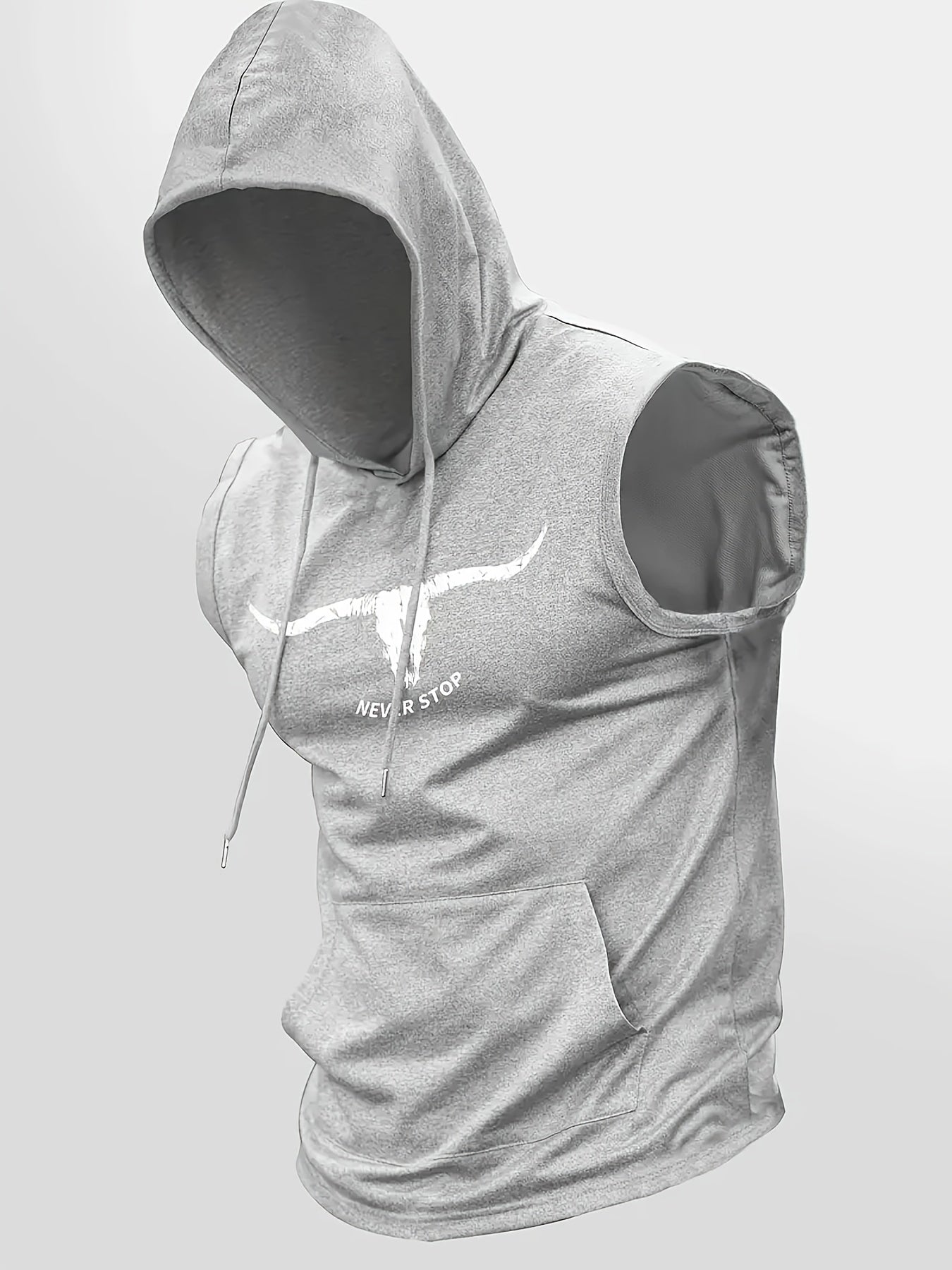 Débardeur à capuche gris clair pour homme, respirant et confortable, parfait pour gym, course, entraînement et activités extérieures, style sportif décontracté.