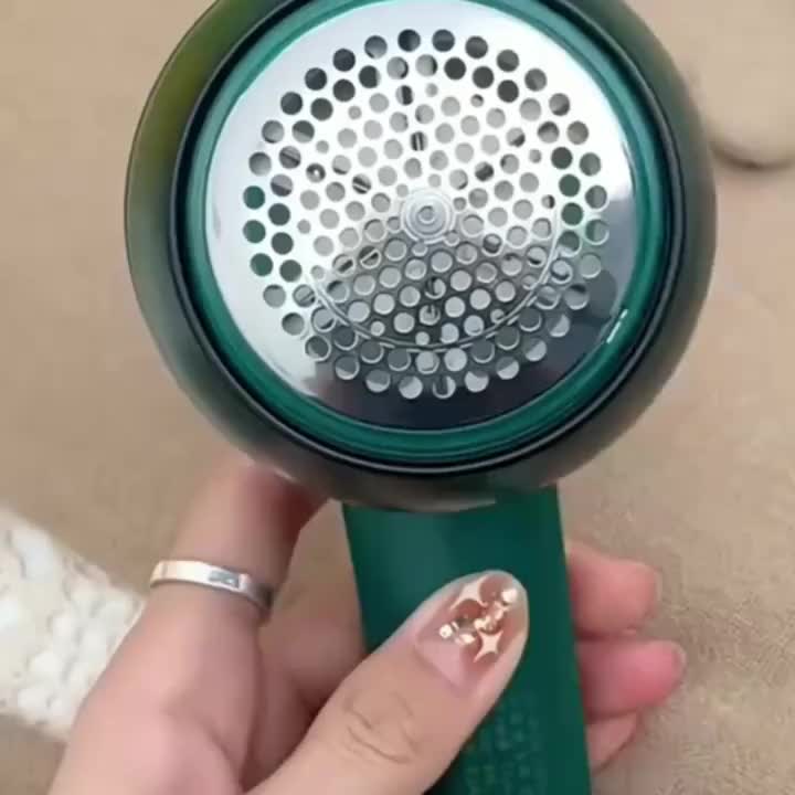 Pince à tissus PANCERKA portable USB, lame à six lames et grille nid d’abeille, enlève bouloches et peluches efficacement à domicile.