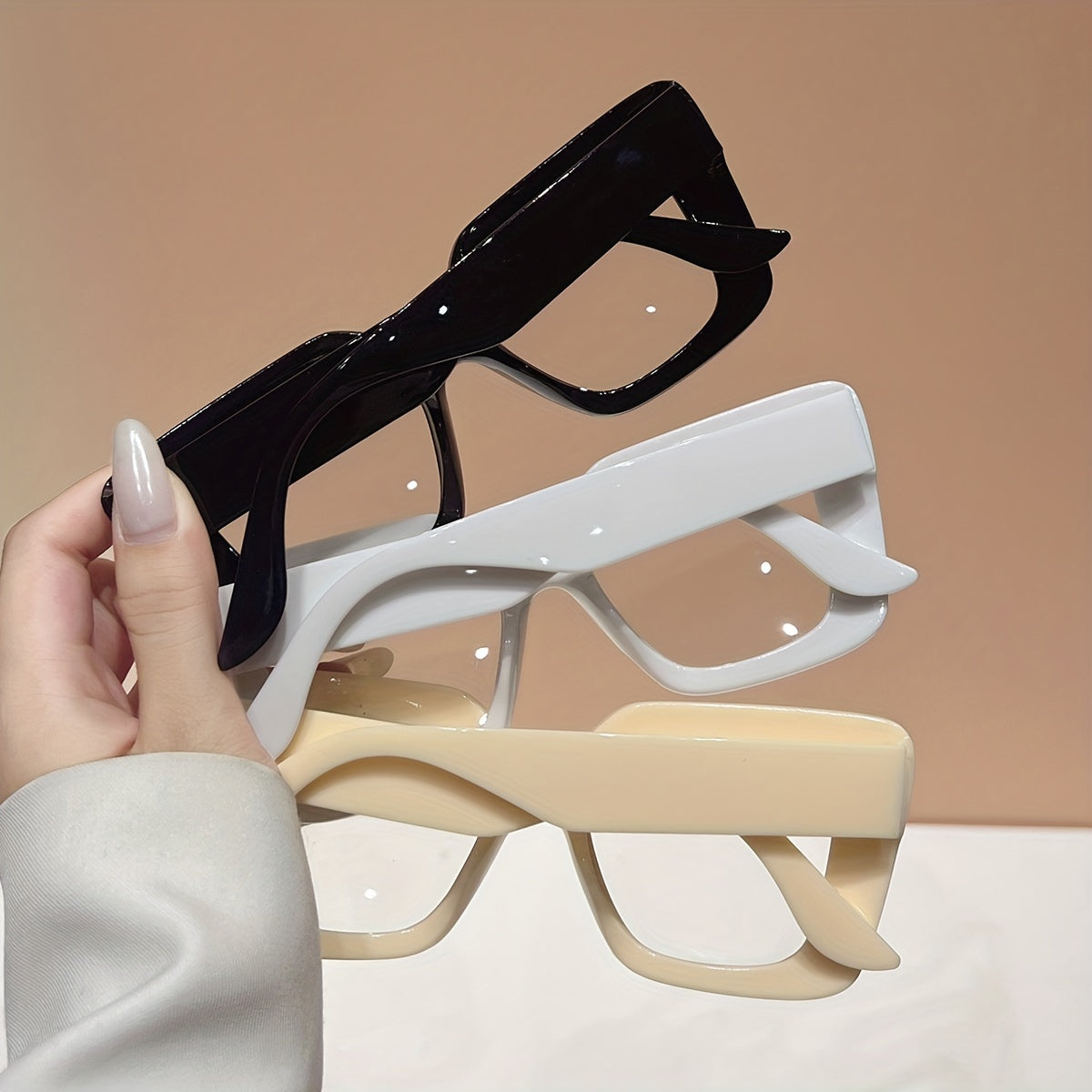 Lot de 3 lunettes vintage œil de chat, monture ronde rétro en PC, élégantes et adaptées pour bureau et style quotidien.