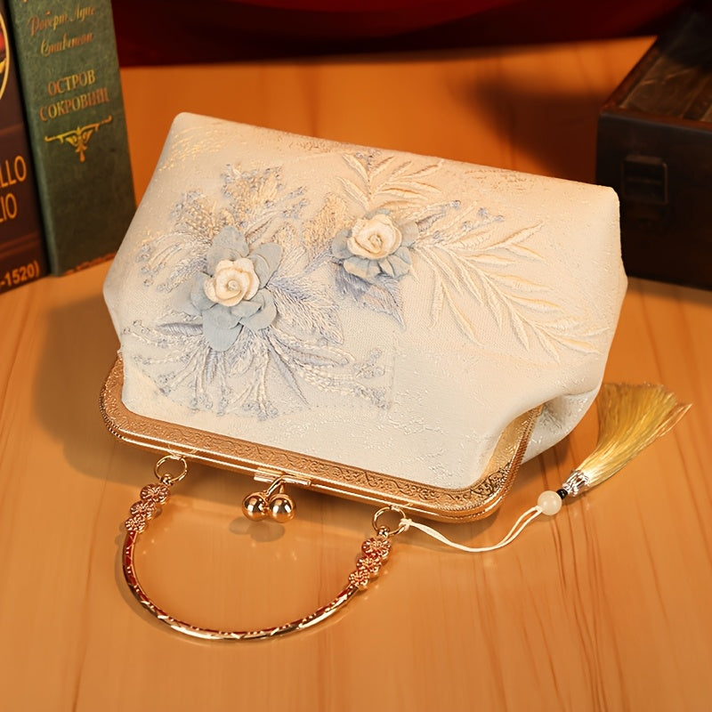 Pochette de soirée en dentelle florale élégante, bandoulière amovible, tissu vintage avec perles et métal doré, broderie raffinée pour fêtes et banquets.