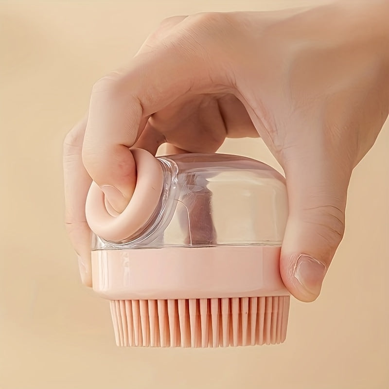 Brosse de bain douce pour chiens et chats, avec distributeur savon/shampoing, massage et nettoyage adaptés poils longs et courts.