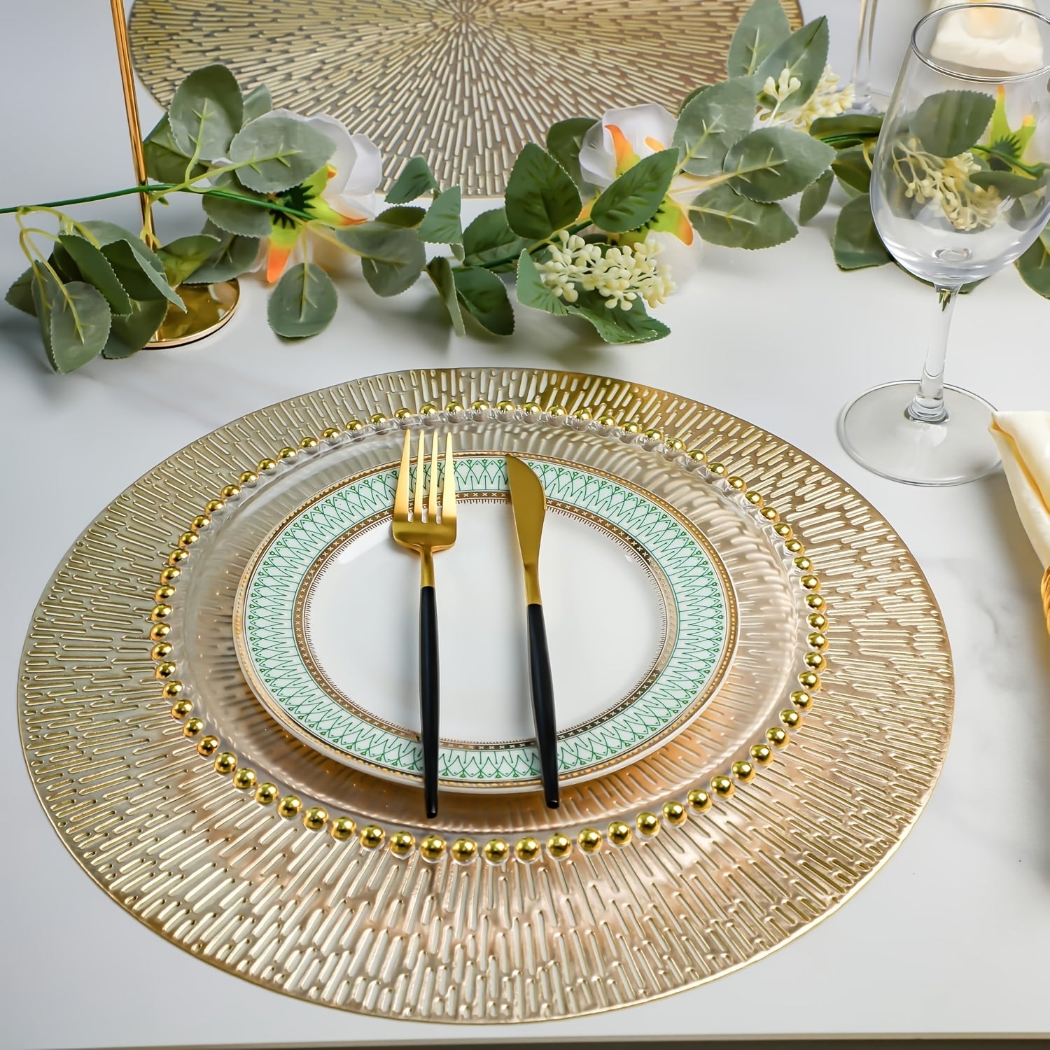 Lot 4/6 sets de sets de table ronds en vinyle, doré/argenté/rose, diamètre 38,1 cm, lavables et faciles à nettoyer, décoration table et fêtes.