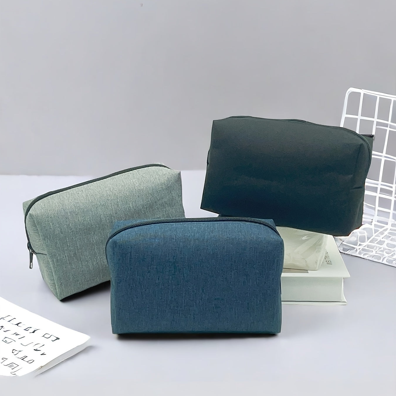 Trousse portable en tissu Oxford cationique – mini sac cosmétique, rangement pratique pour câbles, écouteurs, cosmétiques et petits objets.