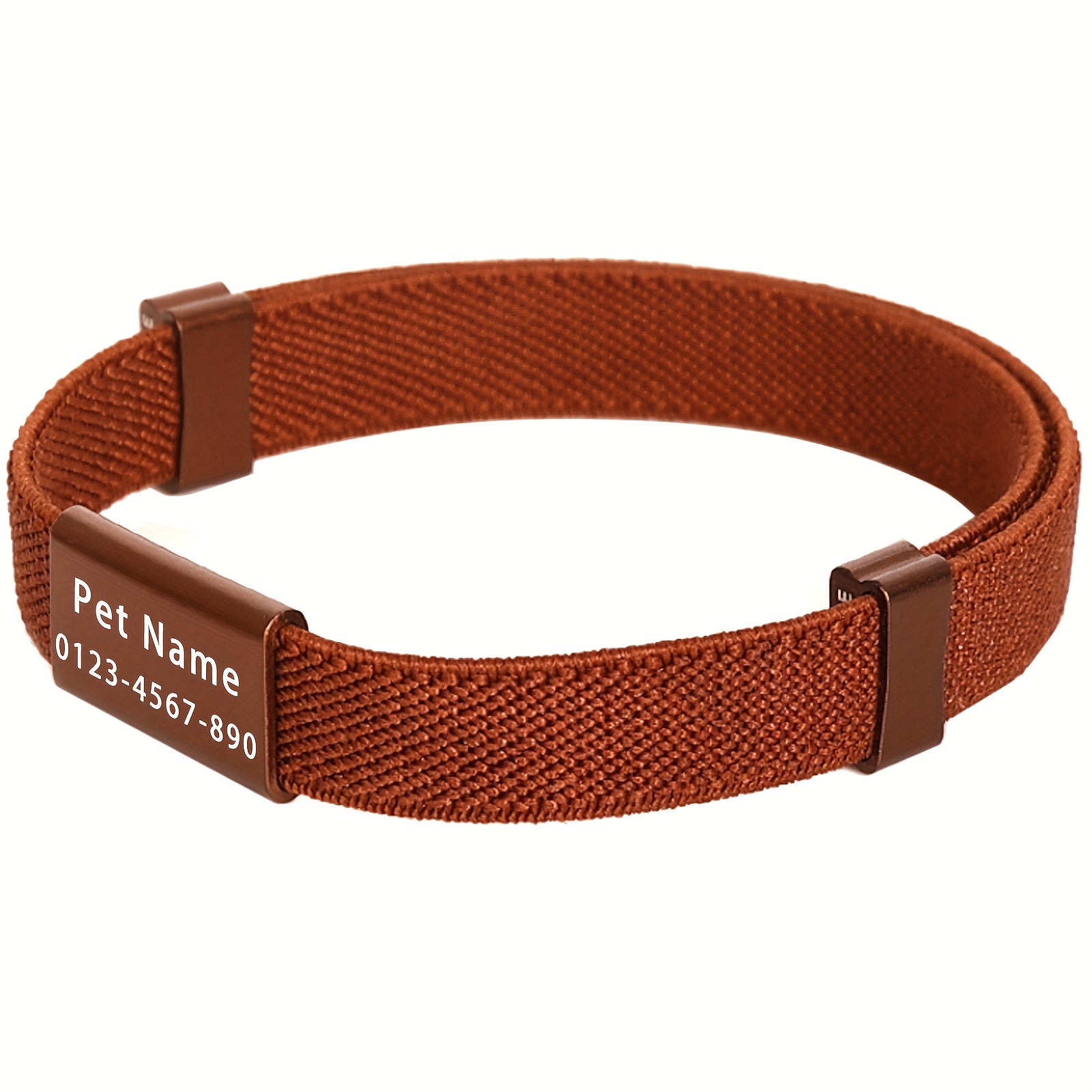 Collier chat personnalisé avec nom, métal robuste, sécurité détachable, léger, extensible, compatible médailles, disponible diverses couleurs.