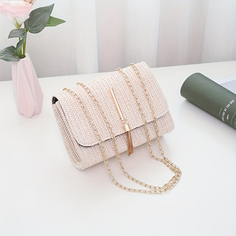 Visually Appealing Woven Crossbody Bag with Golden-Tone Hardware &amp; Detachable Chain Strap - Lightweight Casual Small Square Shoulder Bag for Women, Spacious Snap Closure Purse for Commuting &amp; Travel (19.05x7.11x13.97 cm), Cro
