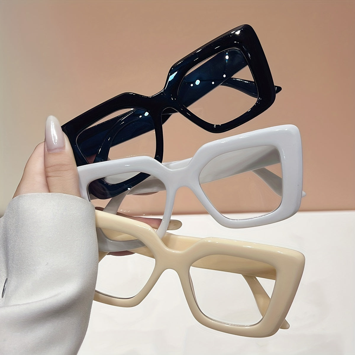 Lot de 3 lunettes vintage œil de chat, monture ronde rétro en PC, élégantes et adaptées pour bureau et style quotidien.