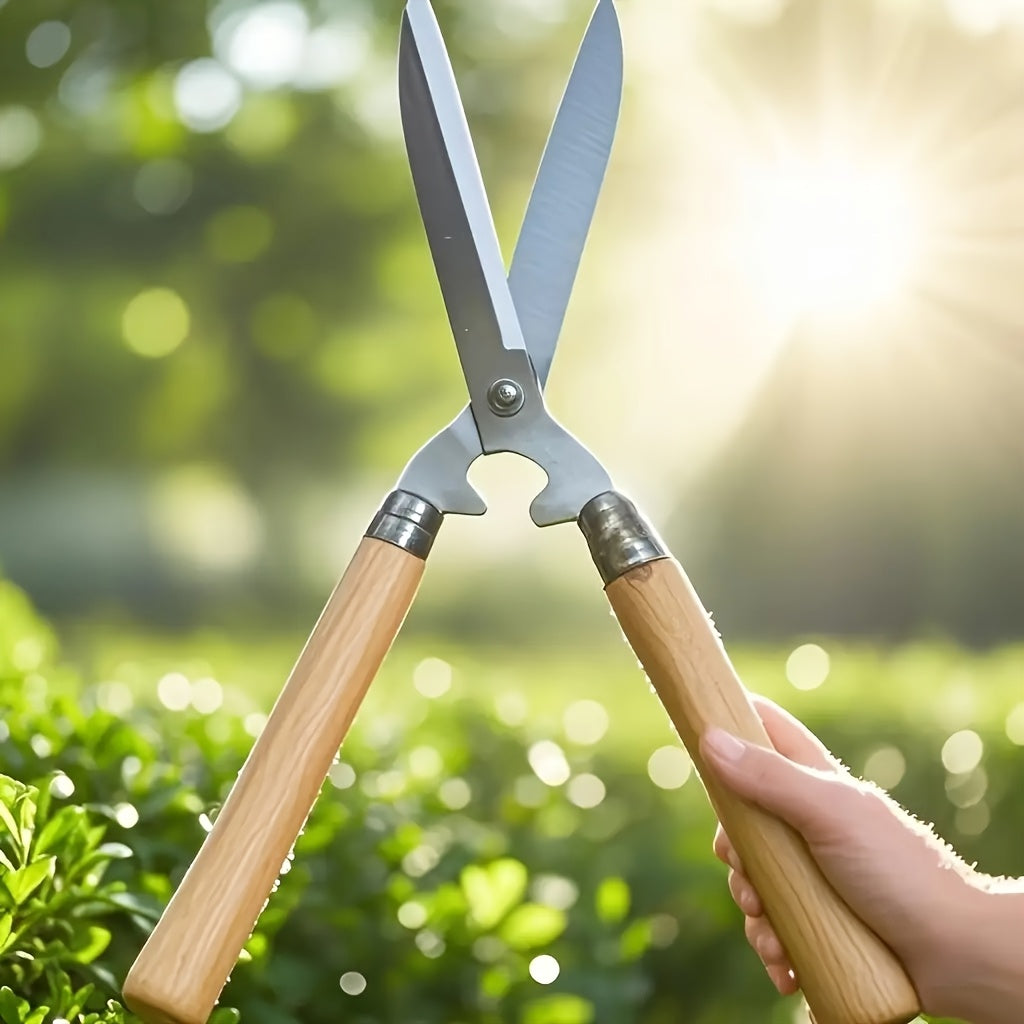 Sécateur professionnel robuste, lame carbone 25 cm, manche ergonomique en noyer antidérapant, idéal pour bordures, haies et taille décorative.