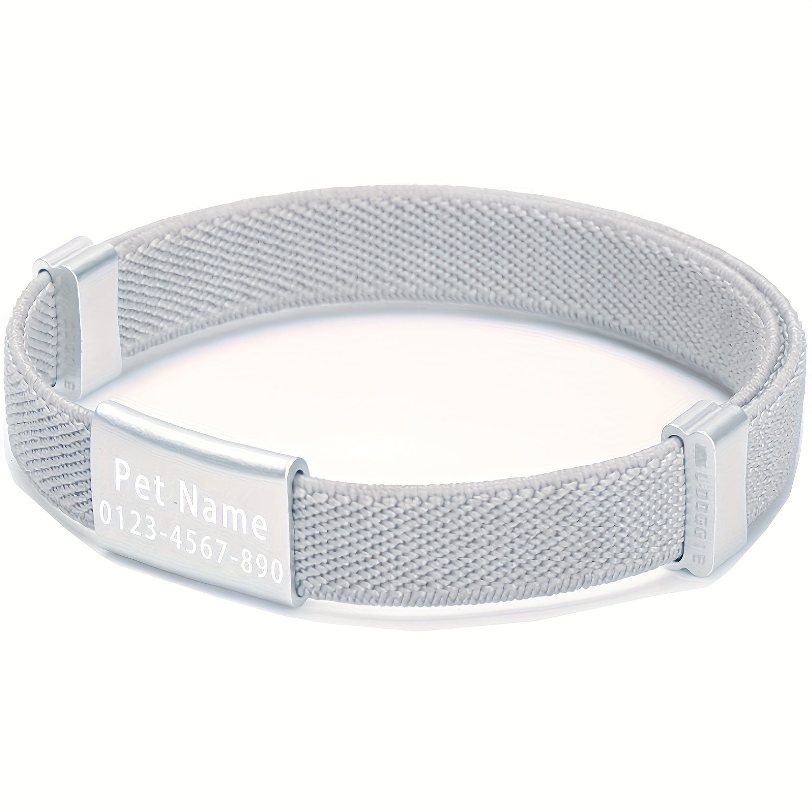 Collier chat personnalisé avec nom, métal robuste, sécurité détachable, léger, extensible, compatible médailles, disponible diverses couleurs.