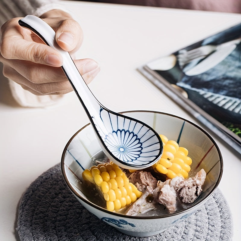 Lot de 5 petites cuillères japonaises artisanales, résistantes haute température, peintes à la main, pour soupe, nouilles ou desserts.