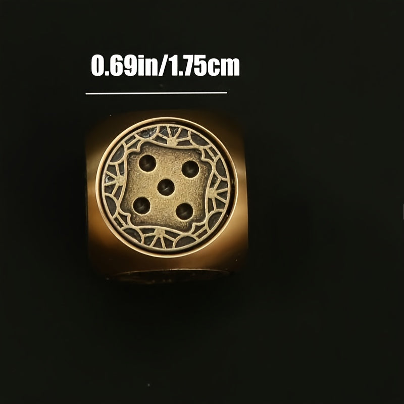 زينة زخرفية على شكل نرد نحاسي، مصقولة بدقة لطاولة غرفة المعيشة | ديكور مكتب، عمل فني مصنوع من النحاس، مناسب لألعاب البوكر، مثالي لحفلات الهالوين/الكريسماس/عيد الشكر للكبار