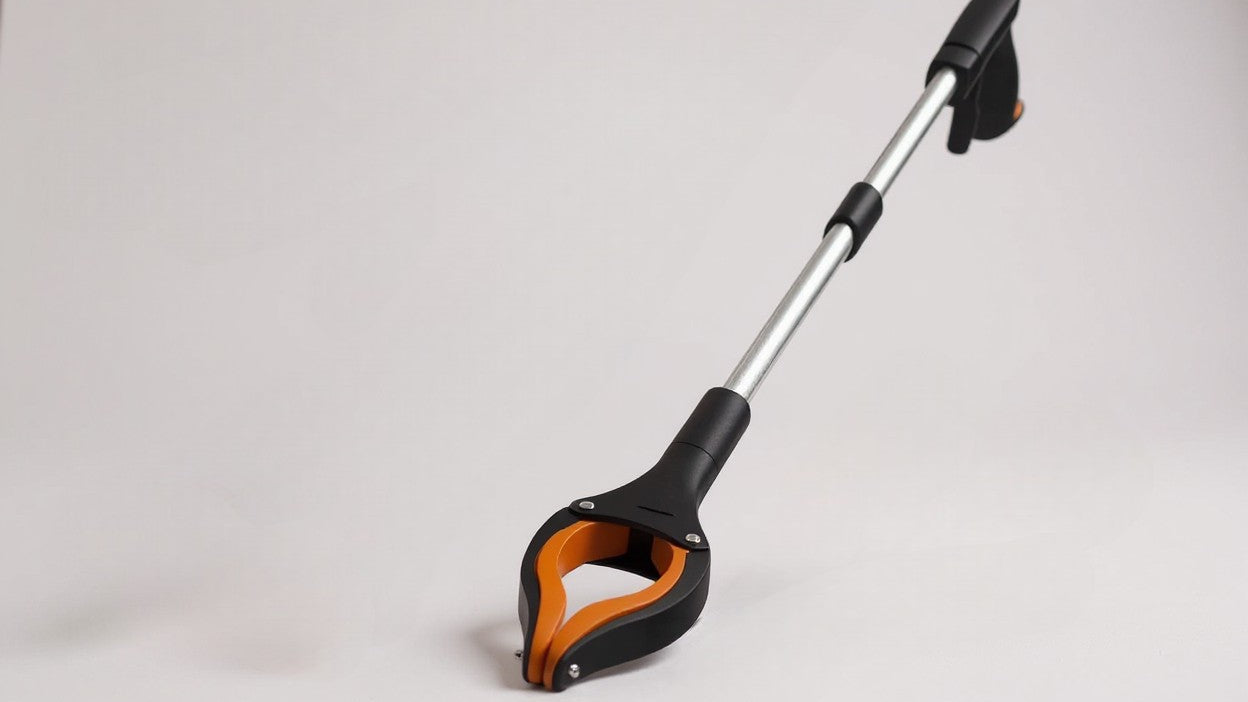 Outil de préhension pliable 32 ", mâchoires rotatives 360° et pointe magnétique, léger, idéal ramassage, accessible aux personnes âgées.