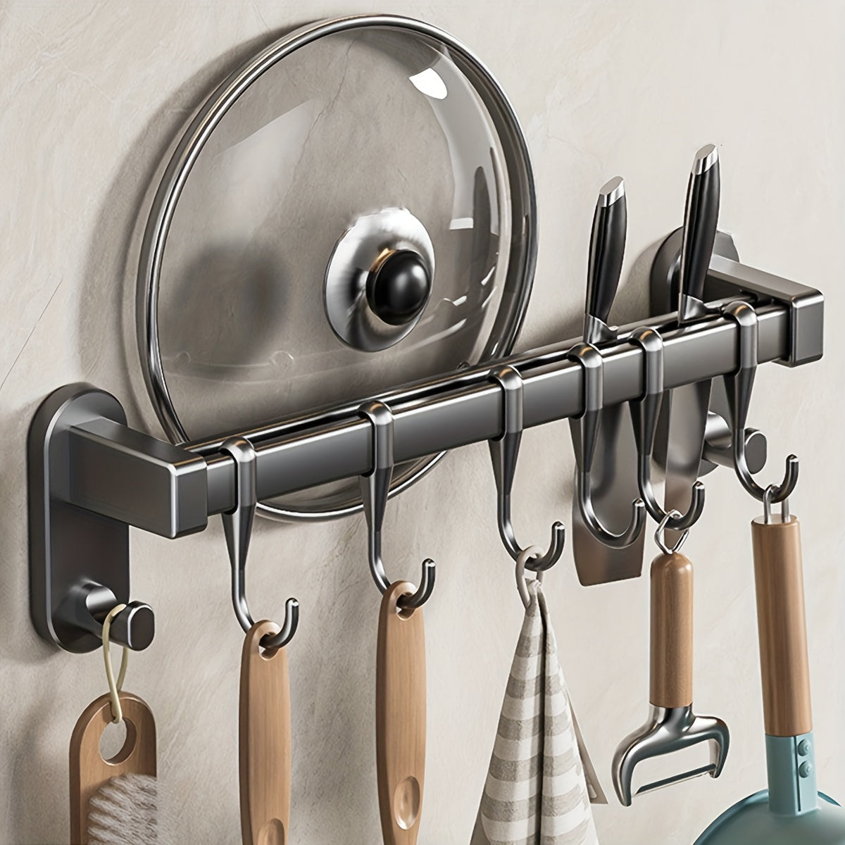 Étagère cuisine en acier carbone : organise baguettes, couteaux et épices. Installation facile avec adhésif ou vis, durable et stable.