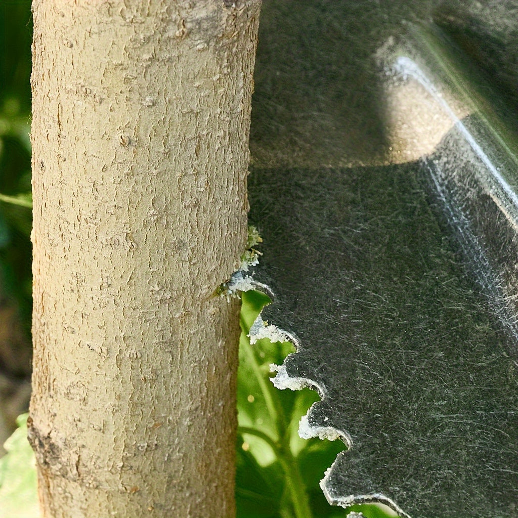 Dual-purpose serrated shovel, multi-purpose serrated shovel, manganese steel hardened shovel, sharp serrated edge, suitable for felling trees, deep digging, camping, gardening, sturdy and durable, ideal for firewood preparation