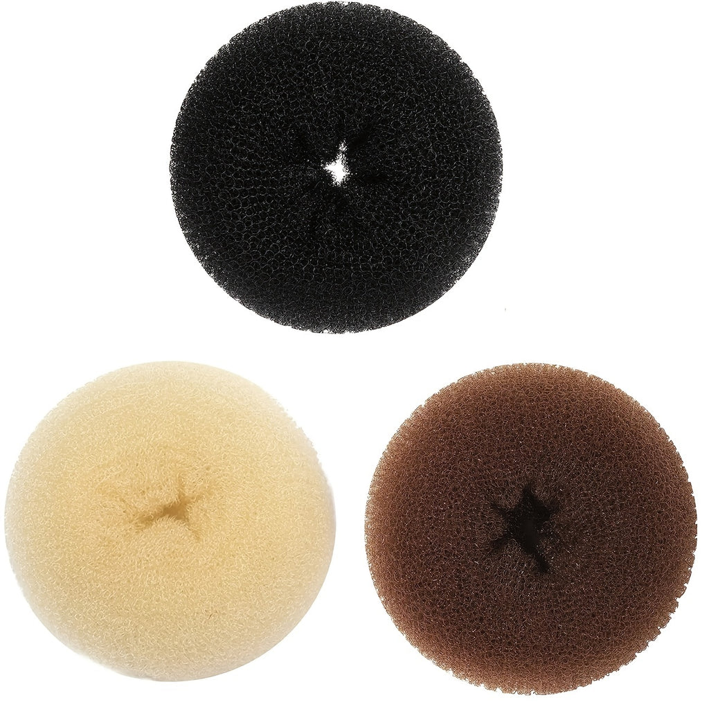 Lot de 3 accessoires donut pour chignons, avec épingles, idéal pour créer facilement des coiffures volumineuses et structurées.