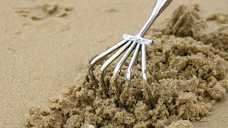 مجموعة واحدة من مشط الحديقة المتين المصنوع من الفولاذ المقاوم للصدأ مع مخالب بخمسة أسنان - جامع أوراق يدوي، وتسوية التربة، وساحب الأعشاب الضارة - أداة مقاومة للصدأ للعشب والشاطئ والفناء - لا حاجة للكهرباء - مثالية للمنزل والمهن والبستنة