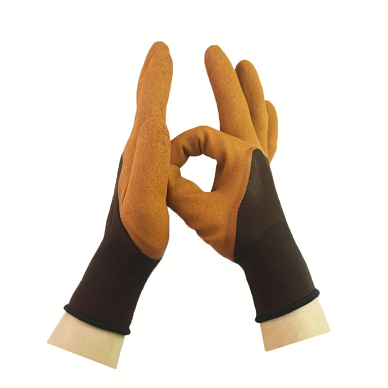 Paire de gants bruns avec 8 griffes noires, idéale pour jardinage, plantation et désherbage efficace.