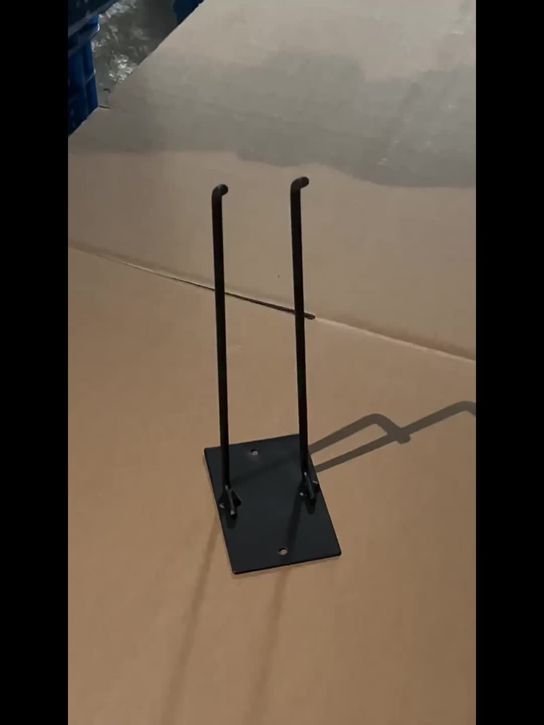 1pc Heavy-Duty Iron Wall-Mounted Tool Rack - Multi-Purpose Garage &amp; Garden Organizer for Shovels, Rakes, Brooms - Space-Saving Black Storage Hook, Perfect Father'S Day Gift, Garage Storage Rack, Sleek Metallic Finish, Sturdy