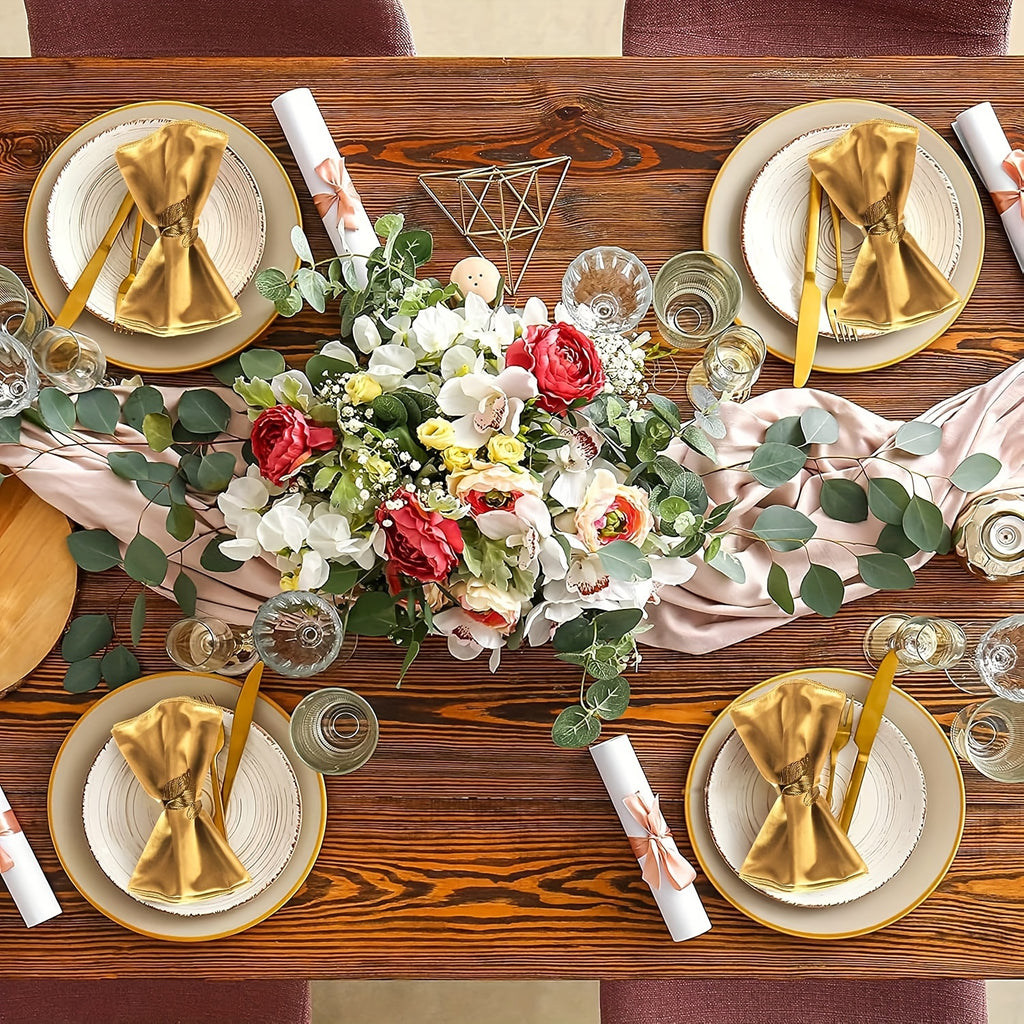 Lot VIJIV 12 pcs : 6 ronds de serviette dorés et 6 serviettes satin 17×17 cm, idéal mariages et fêtes.