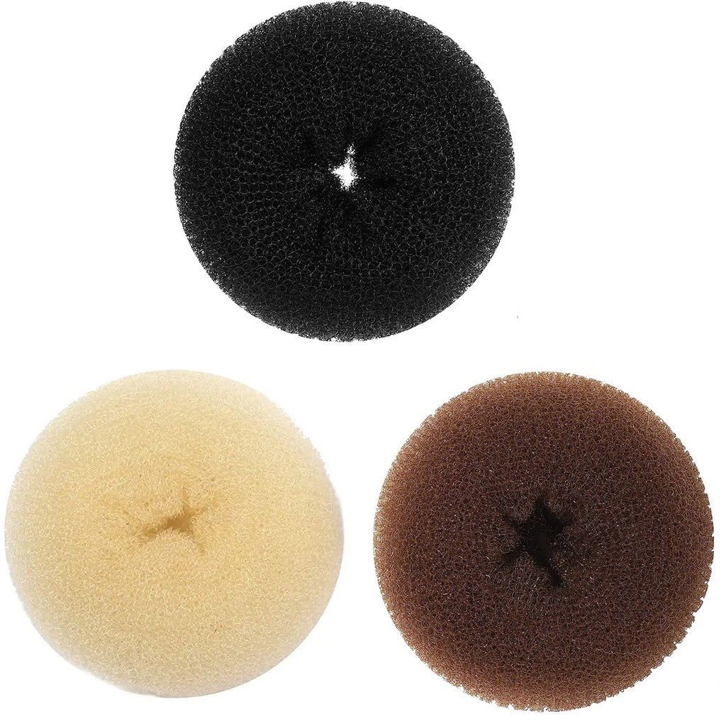 Lot de 3 accessoires donut pour chignons, avec épingles, idéal pour créer facilement des coiffures volumineuses et structurées.