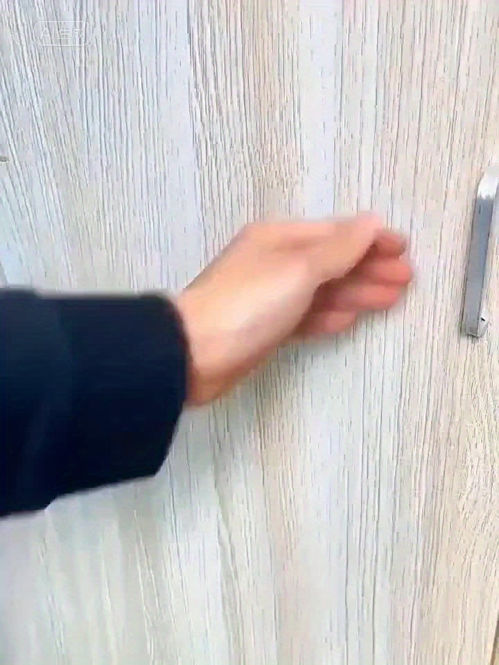 Boîte de rangement transparente avec compartiments amovibles, idéale pour ceintures, foulards, cravates, cosmétiques, bijoux et vêtements, pour tiroirs ou placard.