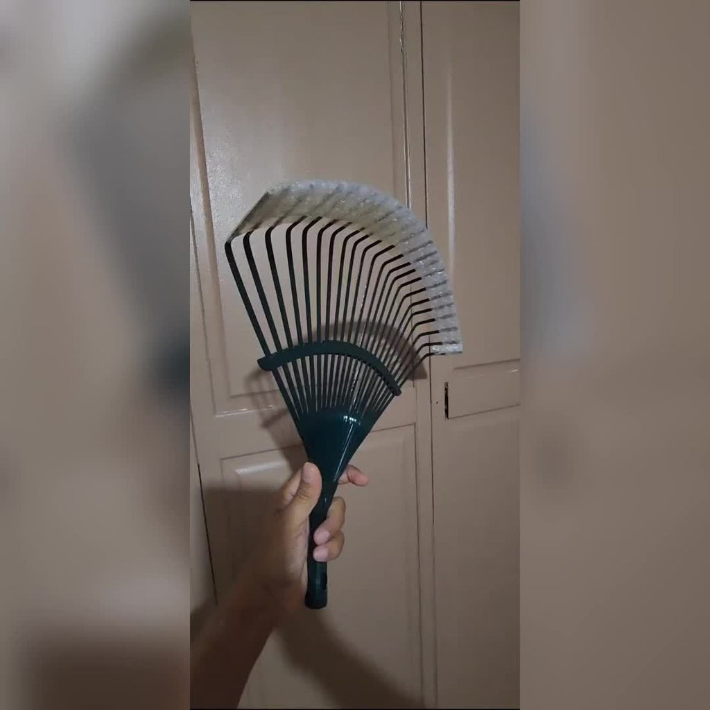 Heavy-Duty Stainless Steel Lawn Rake &amp; Leaf Scoop - Large Leaf-Catching Broom with Wide (65% More Coverage), Compatible with 40.13cm x 41.91cm Bags, No-Handle Design for Easy Leaf Removal - Ideal Gift for Gardeners &amp; Outdoor