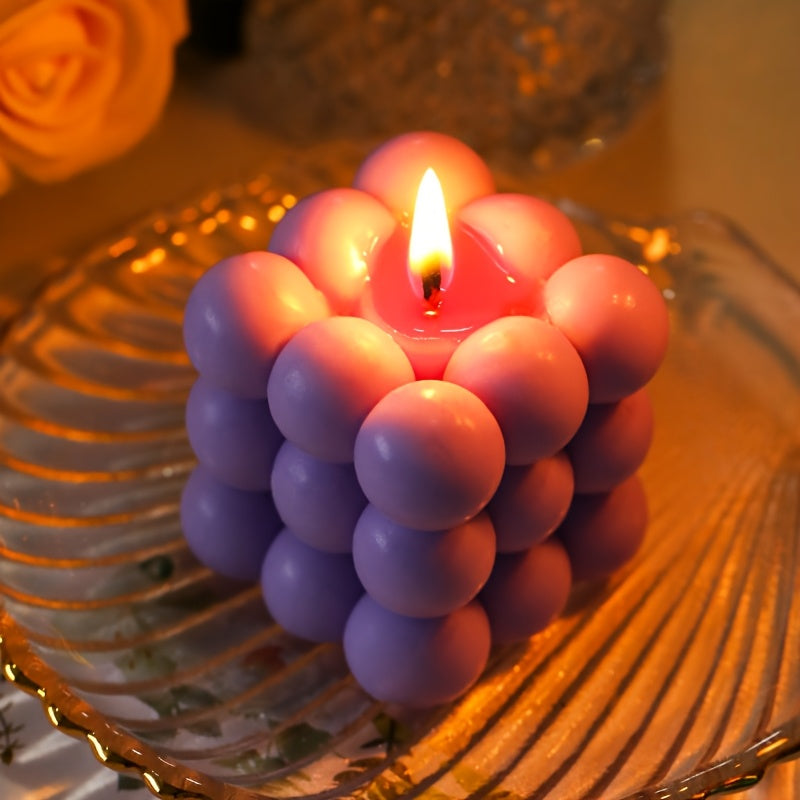 Bougie en forme de cube Décorative pour Noël, Saint-Valentin, diplômes ou anniversaires, parfaite comme cadeau pour amis, enseignants ou décoration maison.