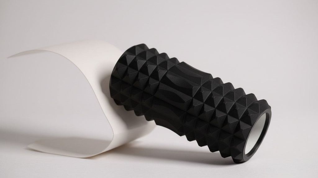 Rouleau massage EVA, fermeté moyenne, manuel, améliore mobilité et exercices dos, parfait yoga, Pilates et entraînement fitness.