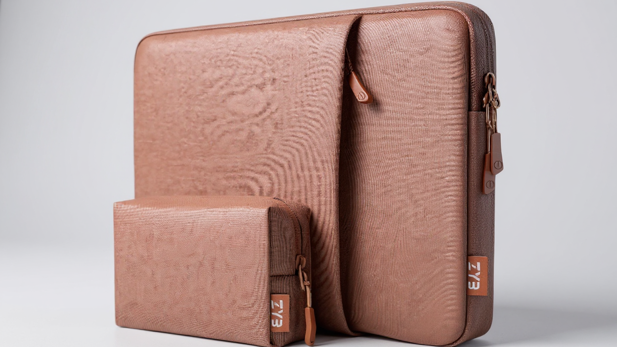 Housse de protection pour ordinateur portable, compatible MacBook et autres notebooks 13,5 à 16 ", avec compartiment accessoires, design rose, transport sûr et élégant.