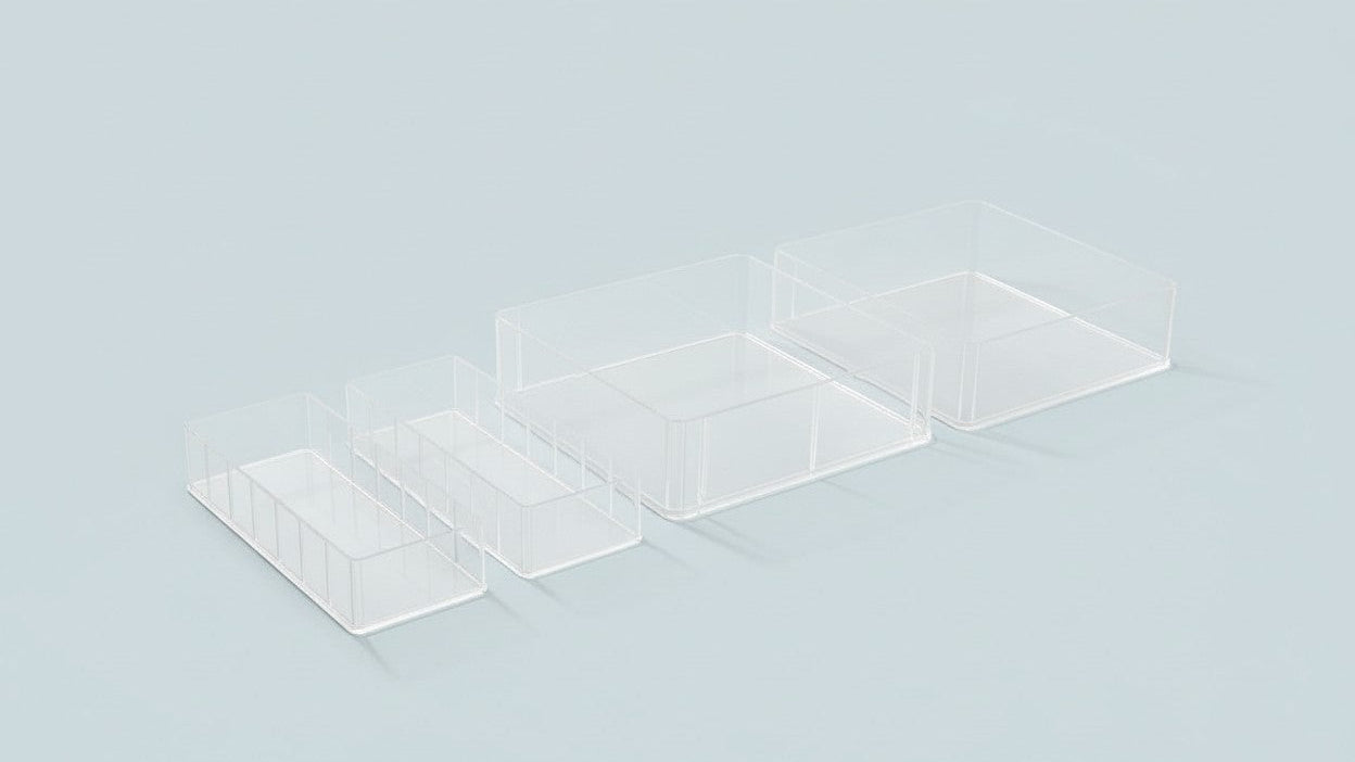 Lot de 2 plateaux transparents multifonctions pour cosmétiques, idéal pour organiser rouges à lèvres, vernis et fards sur comptoir sans électricité.