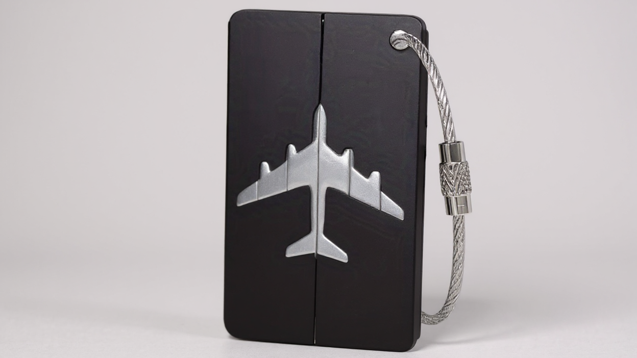 Lot de 5 étiquettes bagages en aluminium, étanches et légères, boucle acier inoxydable, design minimaliste, parfait pour voyages.