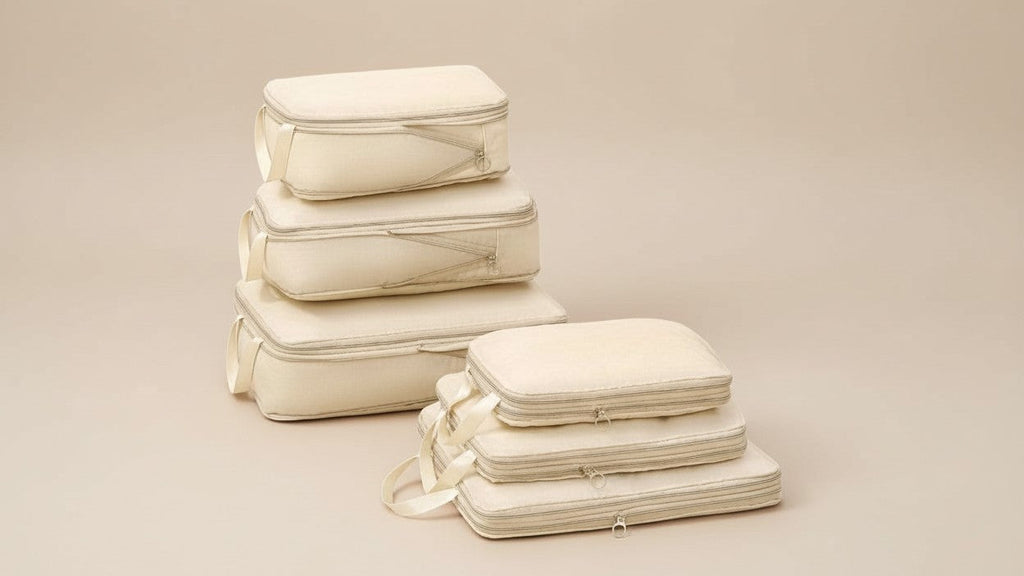 Sacs de rangement de voyage, étanches et portables, pour vêtements, chaussures et articles de toilette, facilitant l’organisation et le packing des bagages.