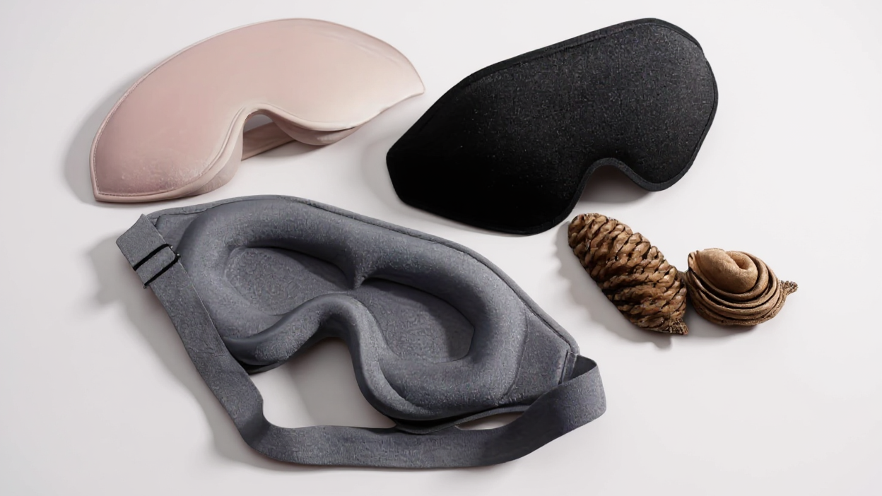 1pc 3D Contoured Sleep Mask - 100% Blackout Noise Reducing &amp; Adjustable Strap, Soft Comfort Fit for Men &amp; Women, Hypoallergenic Eye Cover for Night, Travel, Office, Yoga - Face Mask (No Scent, Whiteout Effect), Holiday Essent