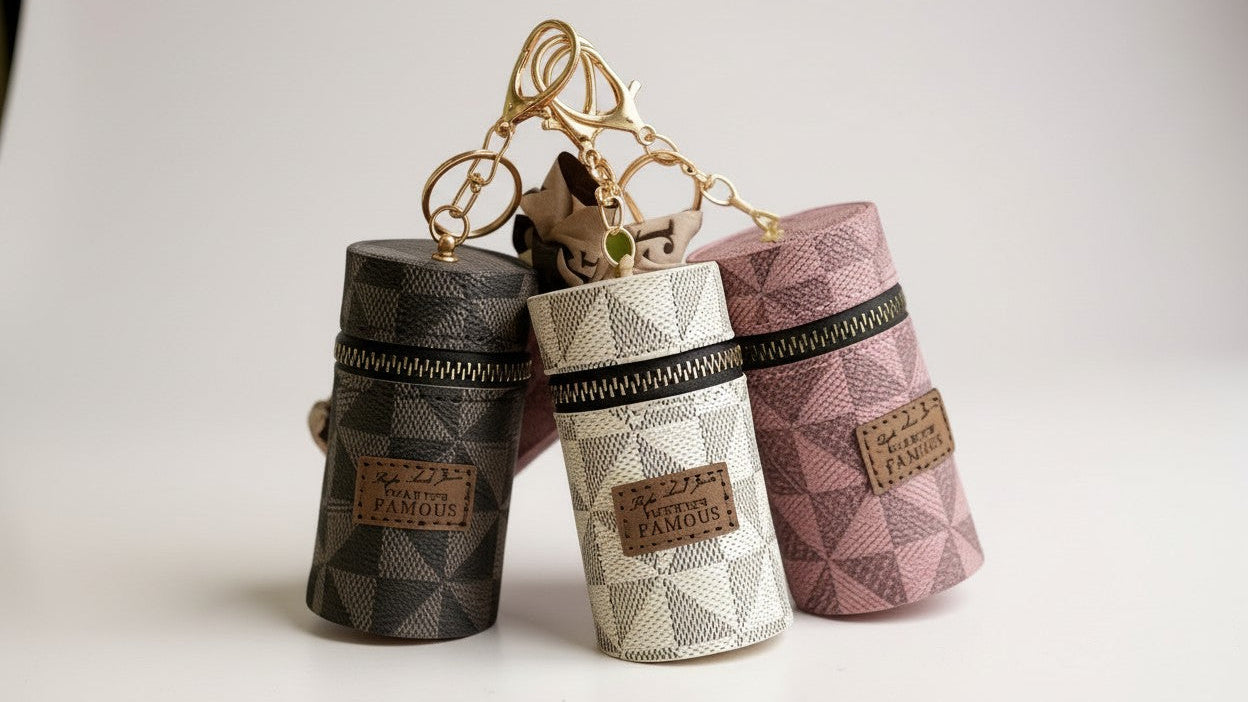 Three Colors Available - Round Coin and Lipstick Holder Wallet, Durable PU Material with Geometric Pattern Design, Black Zipper Closure, Golden Keychain Charm, Large Capacity Women's Travel Commute Mini Purse for Coins &amp; Cash