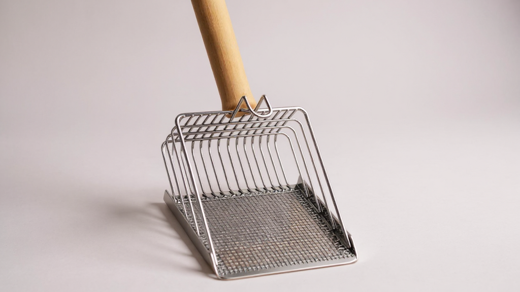 Pelle à litière 2-en-1 en acier inoxydable, tamis double (grossier et fin), outil polyvalent pour sable de chat, plage ou coquillages.