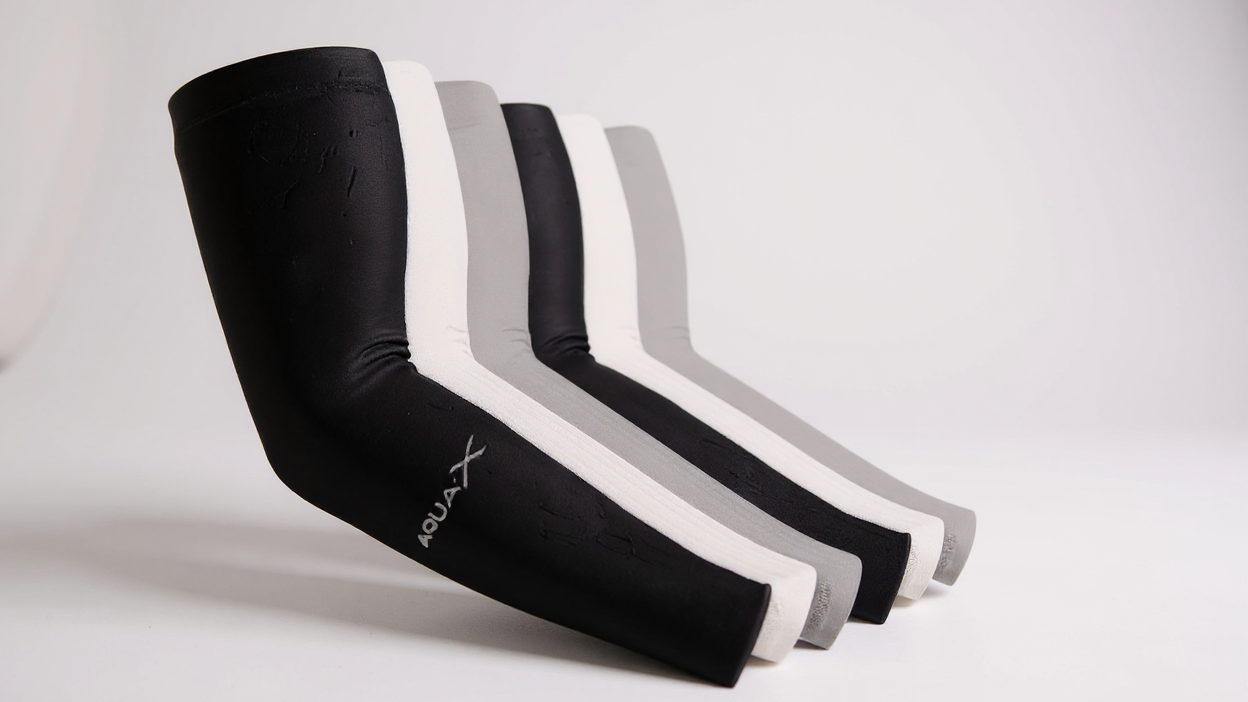 Lot de 2/6 manchons rafraîchissants, polyester respirant et extensible, anti-humidité, adaptés conduite, golf, pêche, vélo, randonnée et sports outdoor.